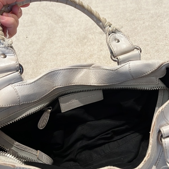 Balenciaga City Bag- up for grabs on best offer - Picture 5 of 7